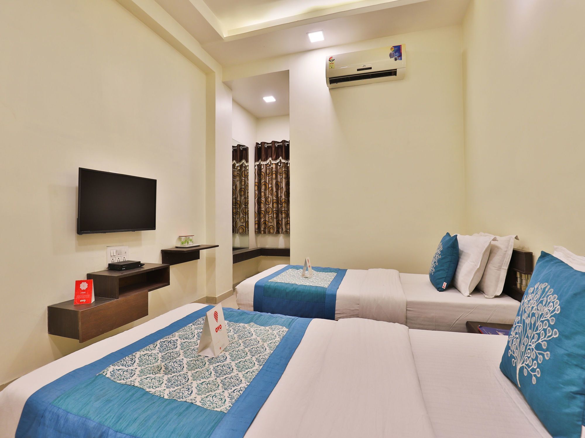 Oyo 6684 Hotel Park Sangam Ахмедабад Екстериор снимка